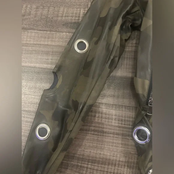 Camouflage Jacket with Silver Accents - Picture 3 of 4